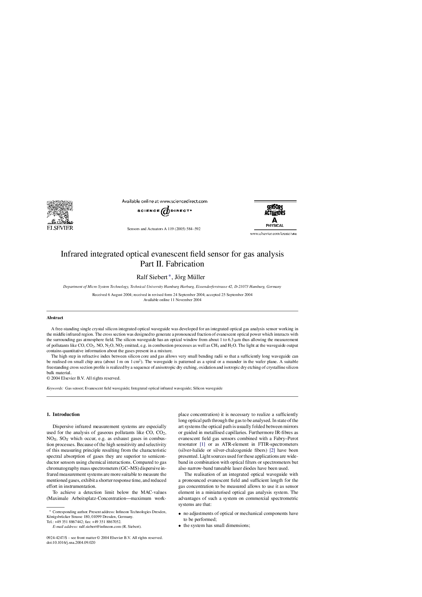 Infrared integrated optical evanescent field sensor for gas analysis