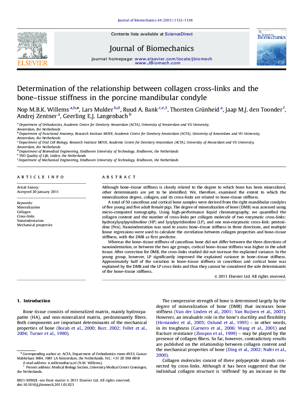 Determination of the relationship between collagen cross-links and the bone-tissue stiffness in the porcine mandibular condyle