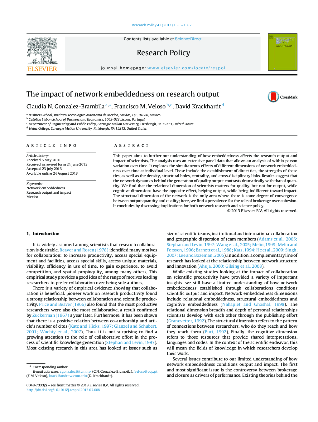 The impact of network embeddedness on research output