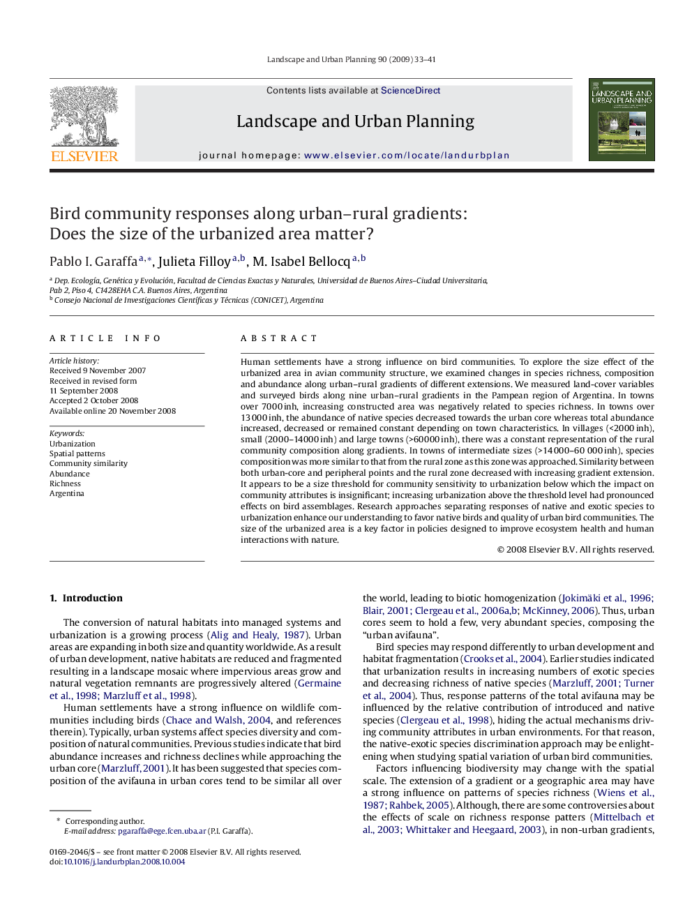 Bird community responses along urban–rural gradients: Does the size of the urbanized area matter?