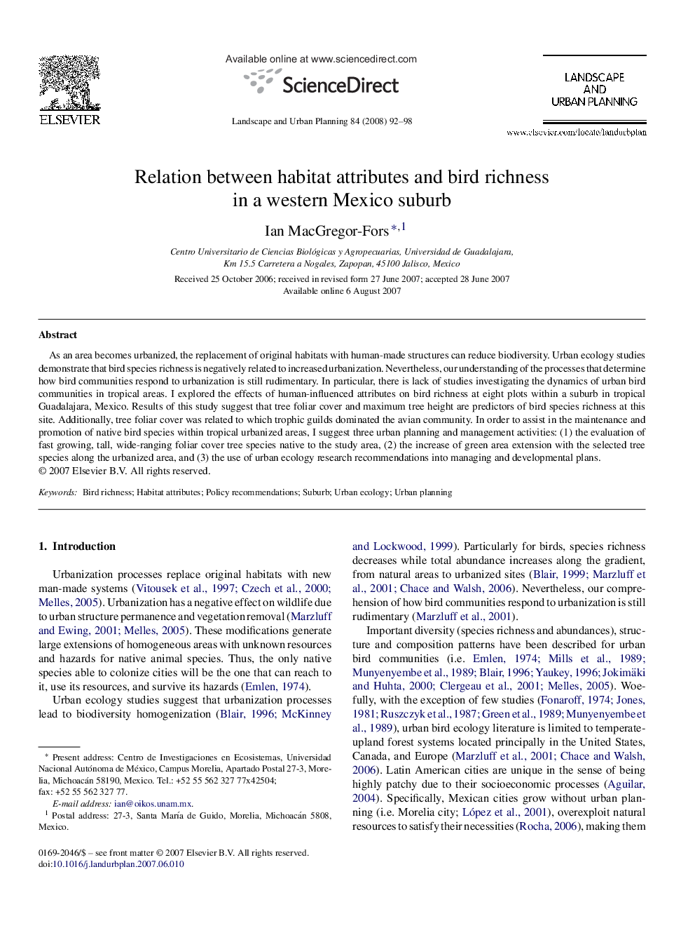 Relation between habitat attributes and bird richness in a western Mexico suburb