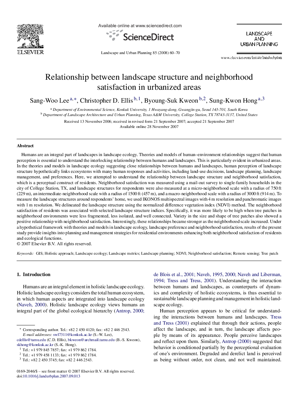 Relationship between landscape structure and neighborhood satisfaction in urbanized areas