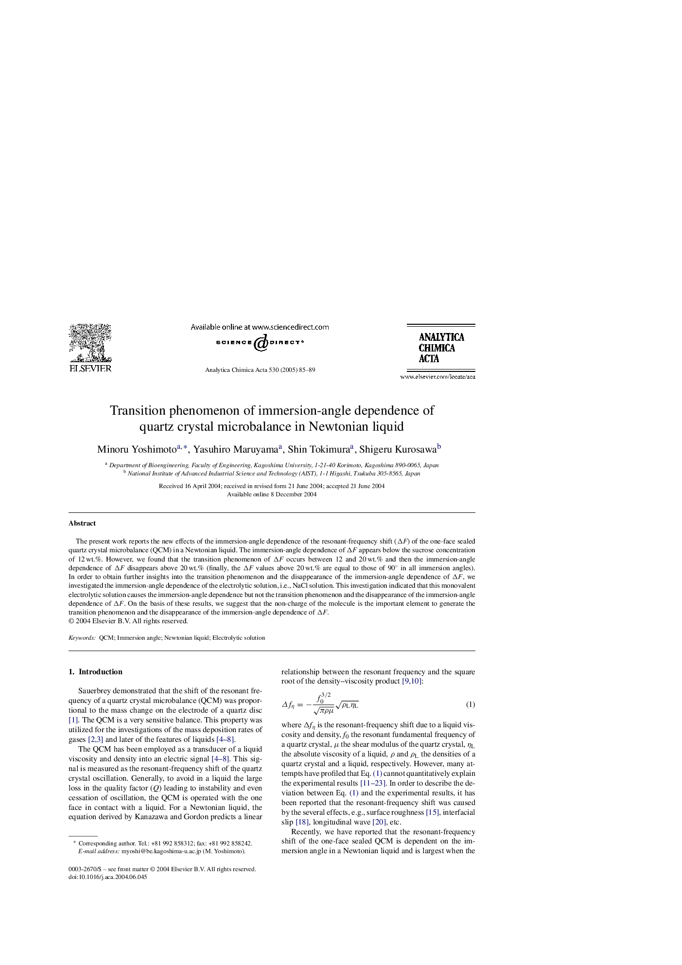 Transition phenomenon of immersion-angle dependence of quartz crystal microbalance in Newtonian liquid