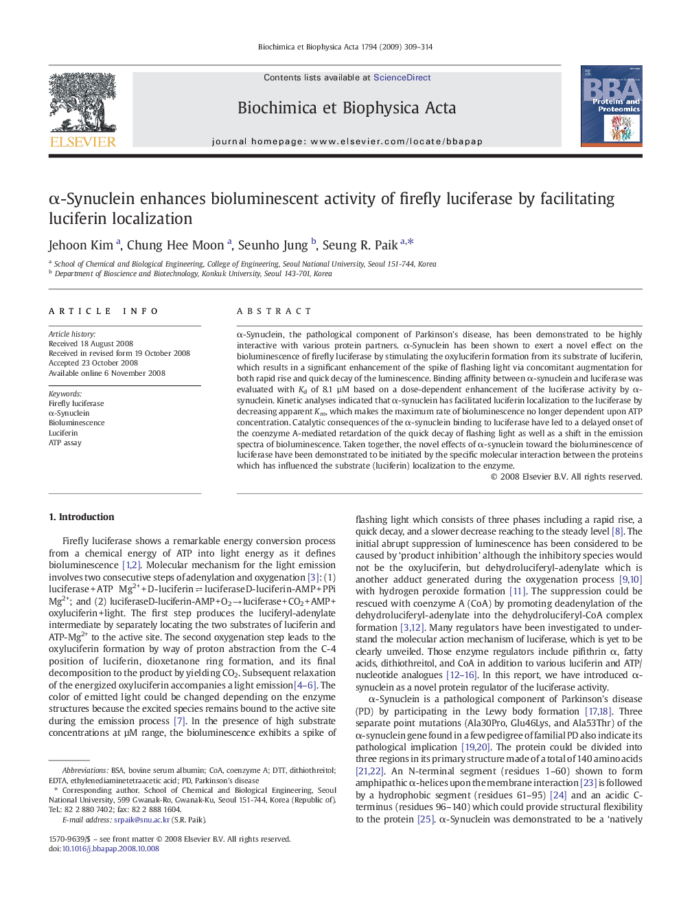 Î±-Synuclein enhances bioluminescent activity of firefly luciferase by facilitating luciferin localization