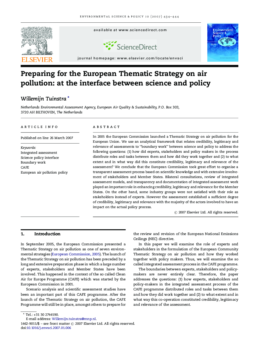 Preparing for the European Thematic Strategy on air pollution: at the interface between science and policy