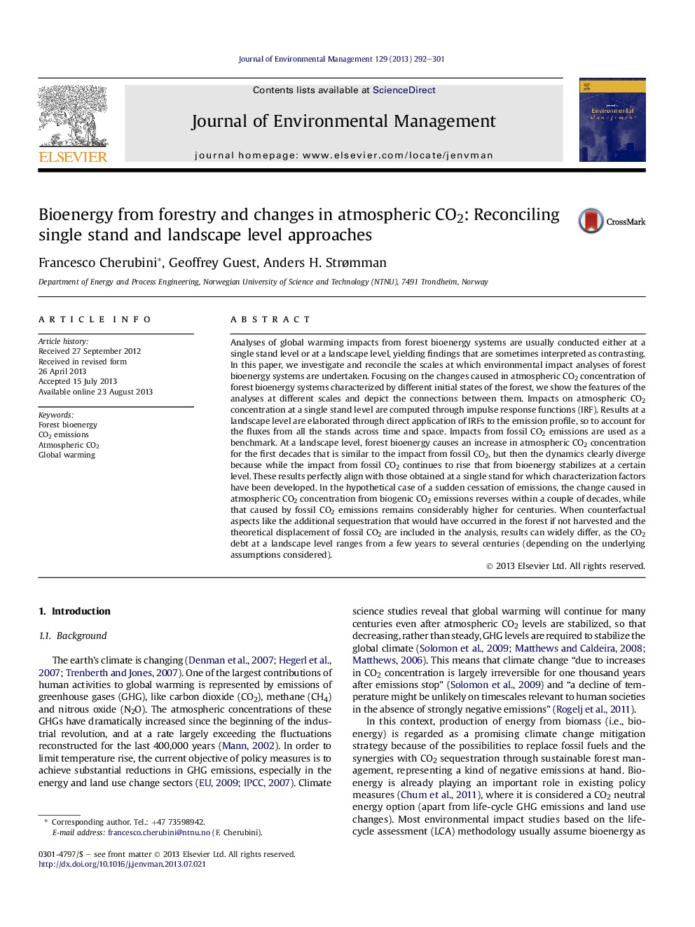 Bioenergy from forestry and changes in atmospheric CO2: Reconciling single stand and landscape level approaches