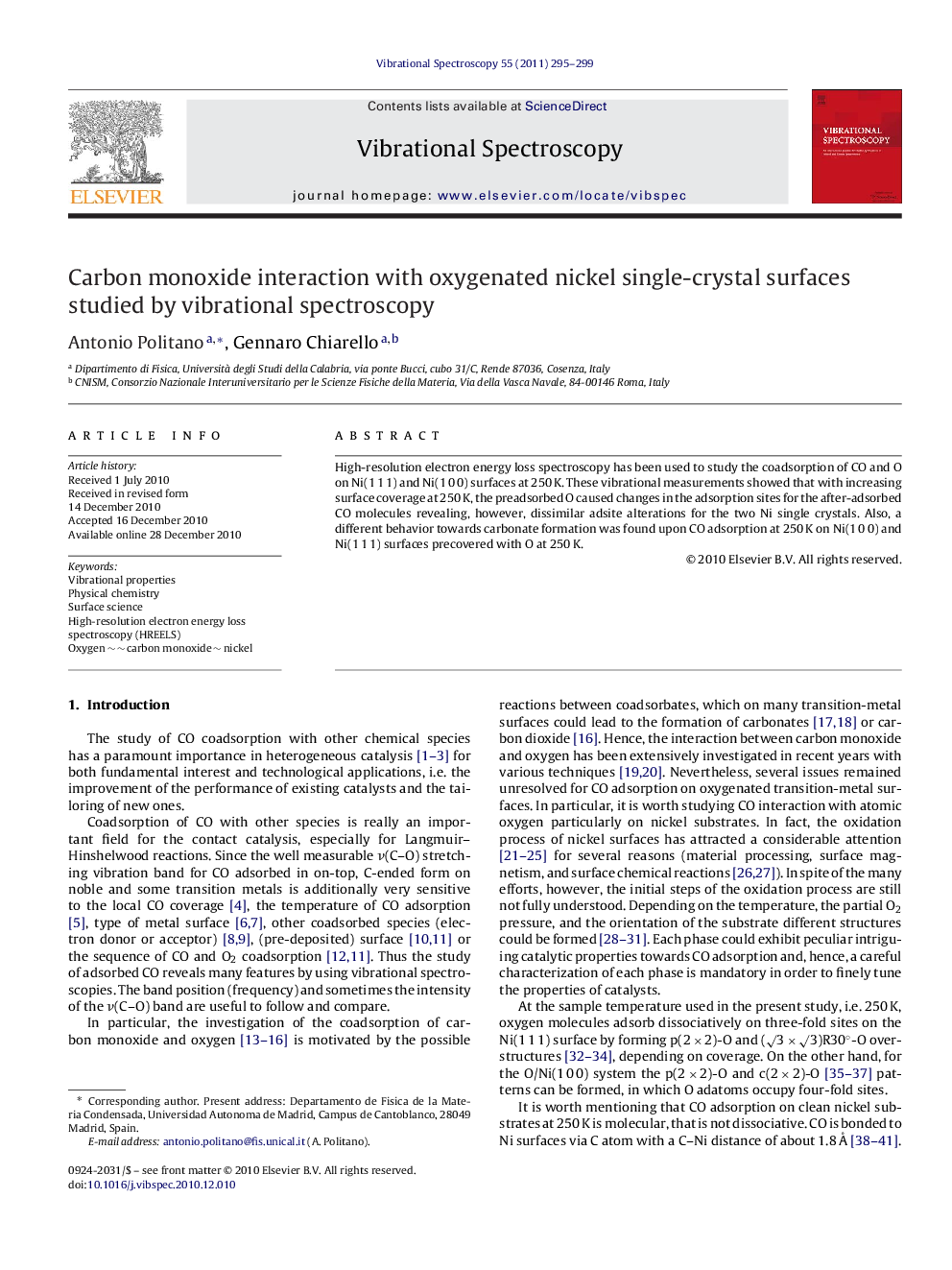 Carbon monoxide interaction with oxygenated nickel single-crystal surfaces studied by vibrational spectroscopy