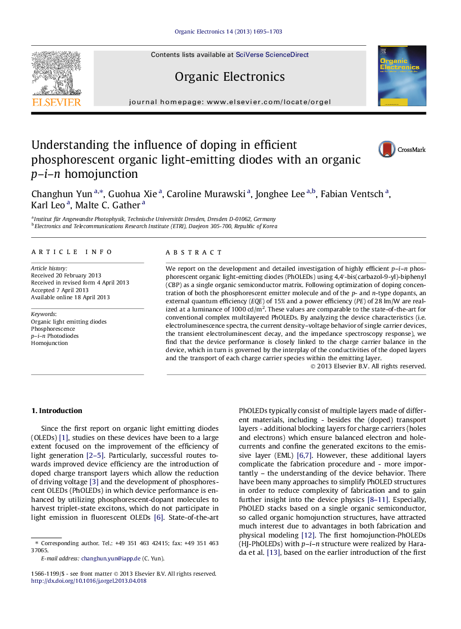 Understanding the influence of doping in efficient phosphorescent organic light-emitting diodes with an organic p-i-n homojunction