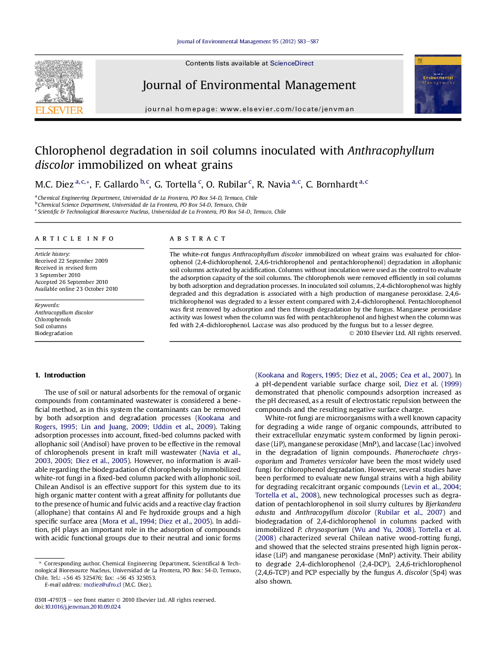 Chlorophenol degradation in soil columns inoculated with Anthracophyllum discolor immobilized on wheat grains