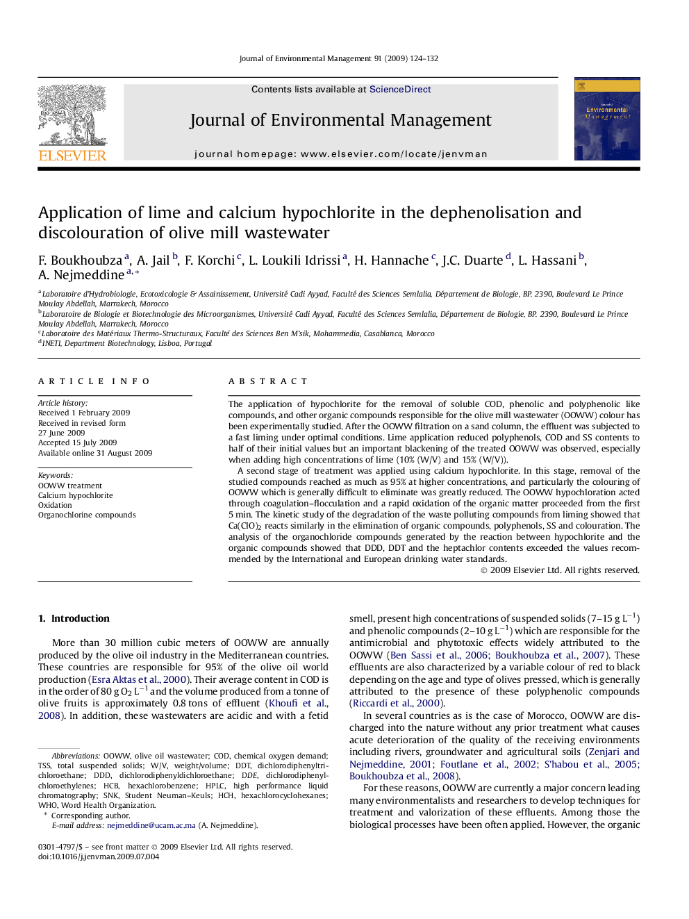 Application of lime and calcium hypochlorite in the dephenolisation and discolouration of olive mill wastewater