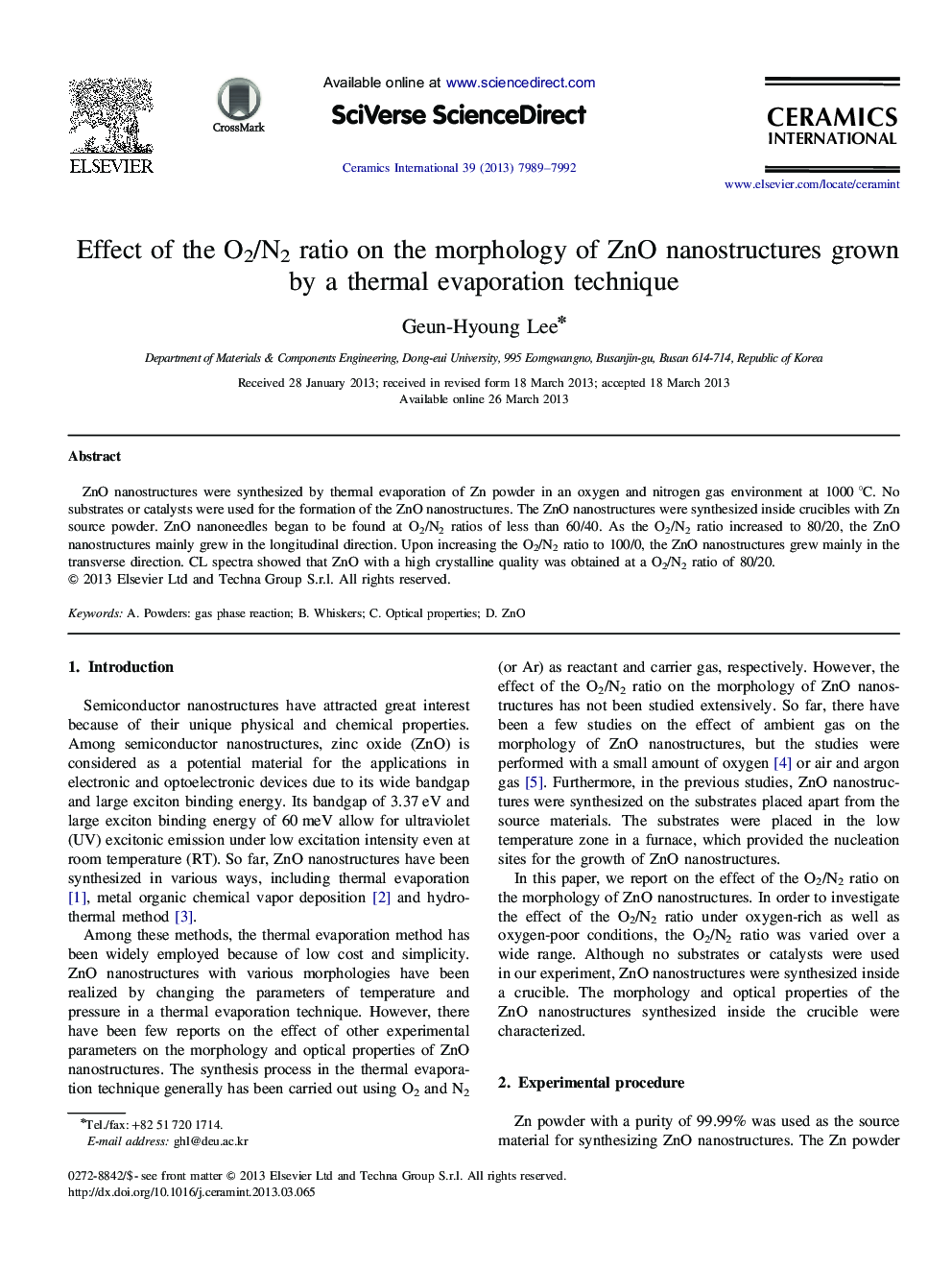 Effect of the O2/N2 ratio on the morphology of ZnO nanostructures grown by a thermal evaporation technique