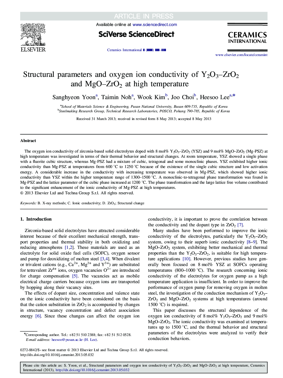 Structural parameters and oxygen ion conductivity of Y2O3-ZrO2 and MgO-ZrO2 at high temperature