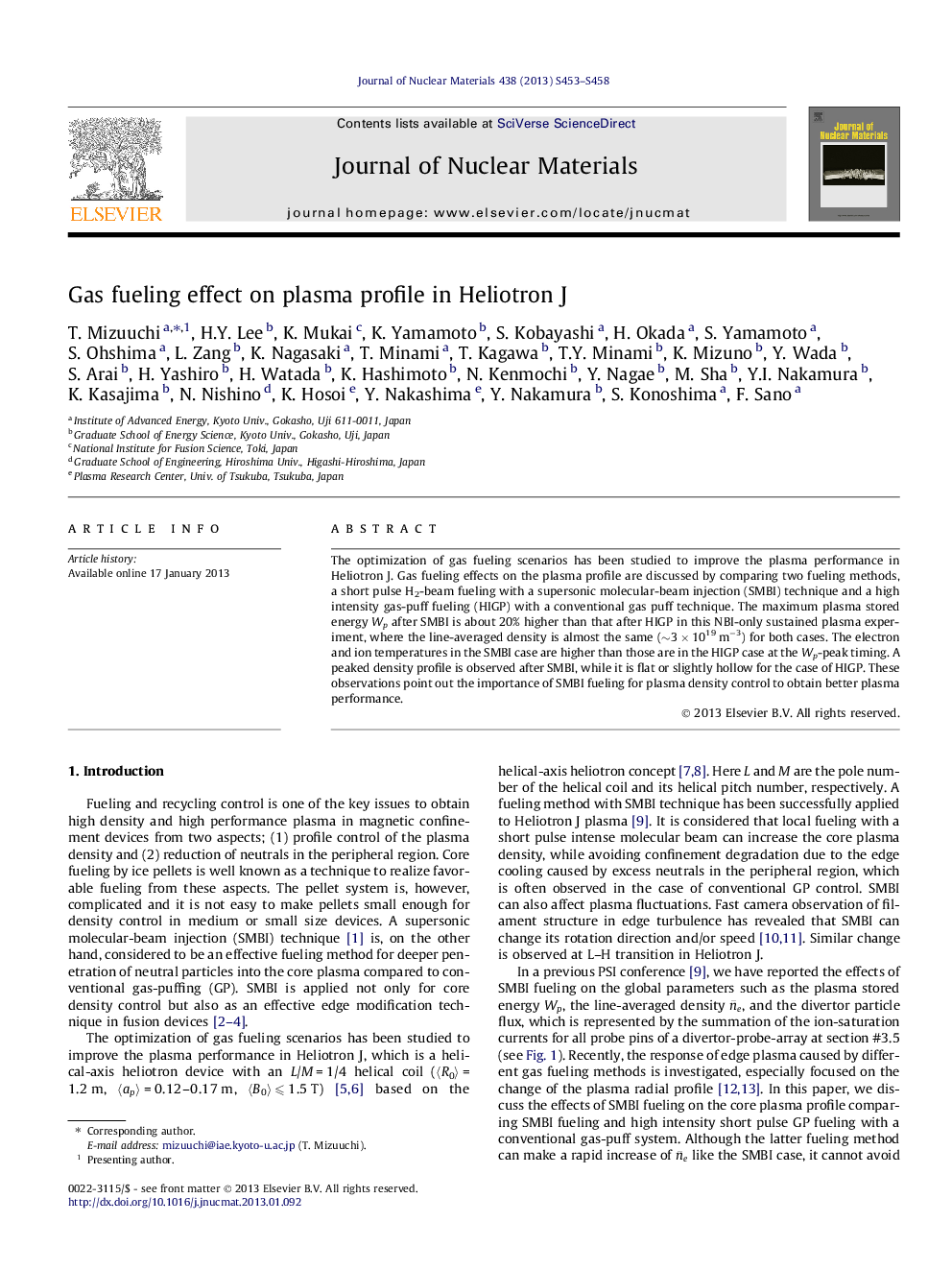 Gas fueling effect on plasma profile in Heliotron J