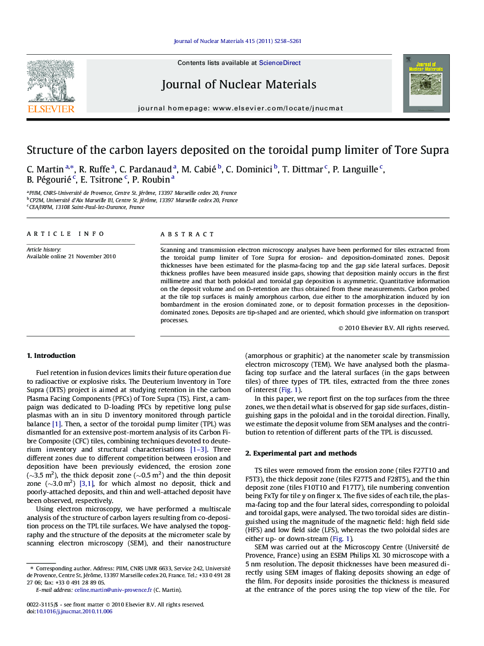 Structure of the carbon layers deposited on the toroidal pump limiter of Tore Supra