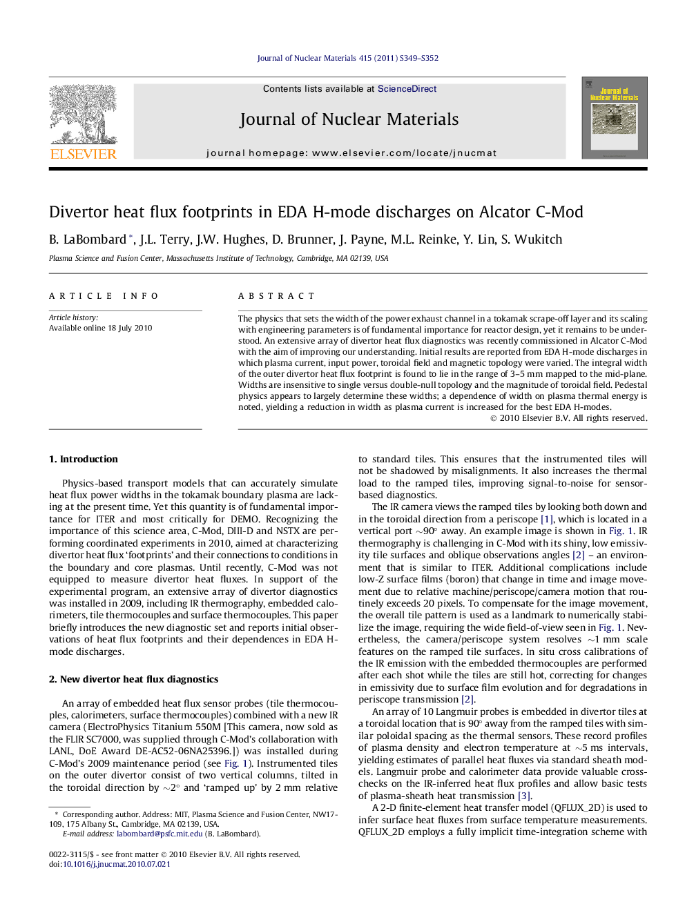 Divertor heat flux footprints in EDA H-mode discharges on Alcator C-Mod