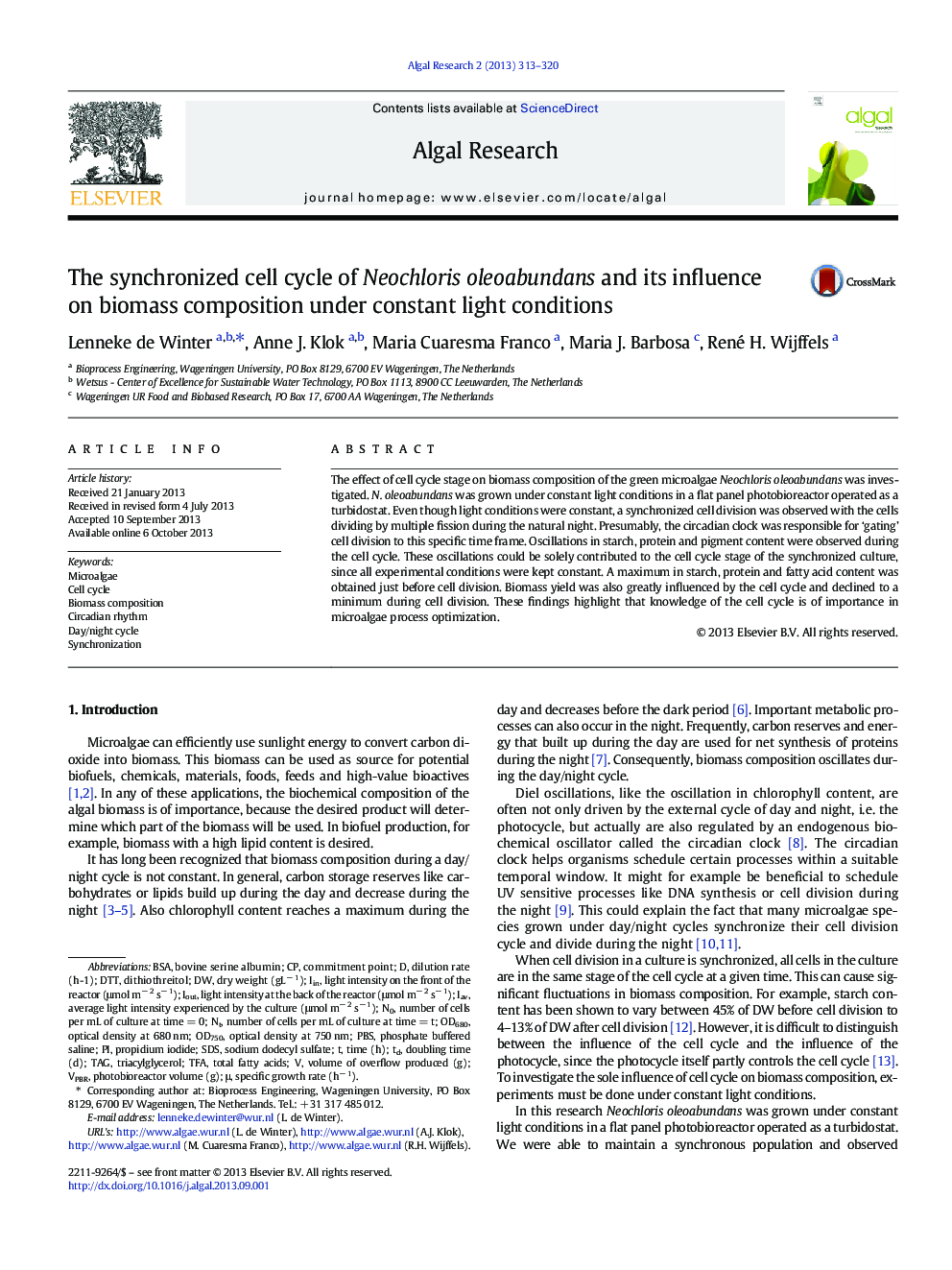 The synchronized cell cycle of Neochloris oleoabundans and its influence on biomass composition under constant light conditions
