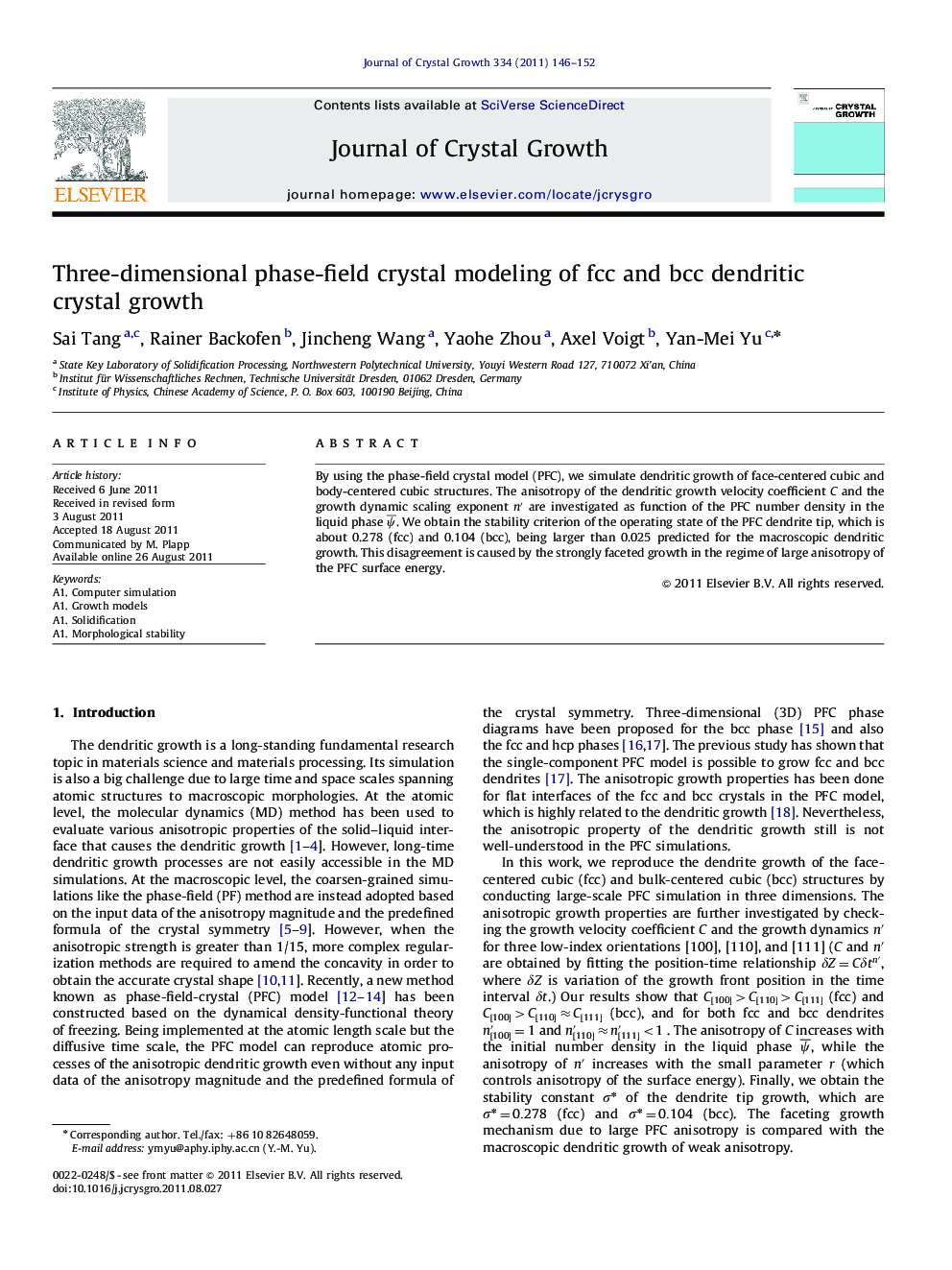 Three-dimensional phase-field crystal modeling of fcc and bcc dendritic crystal growth