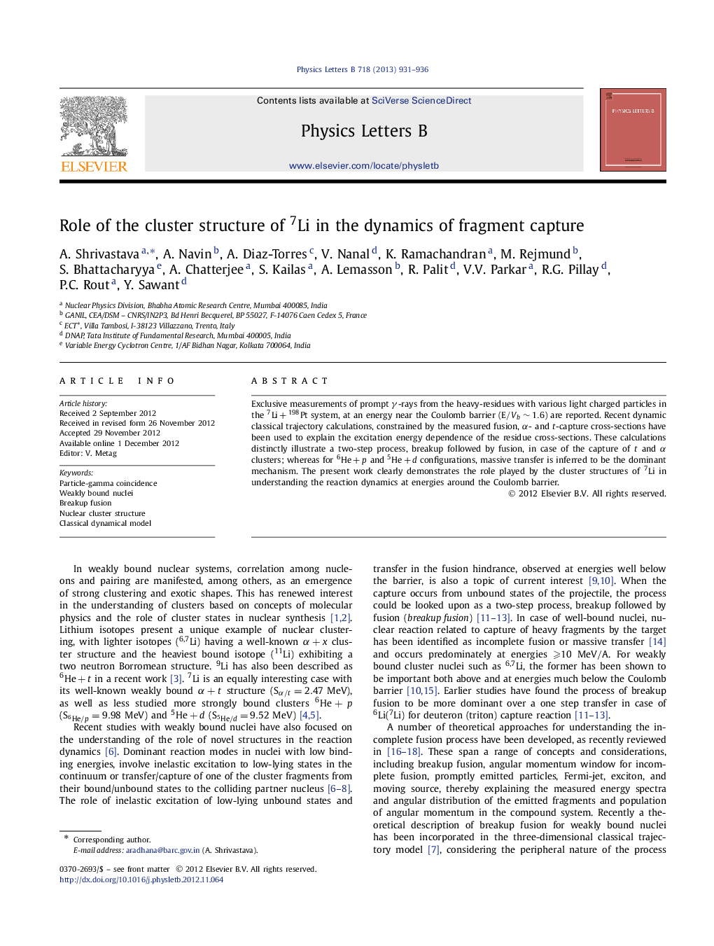 Role of the cluster structure of 7Li in the dynamics of fragment capture