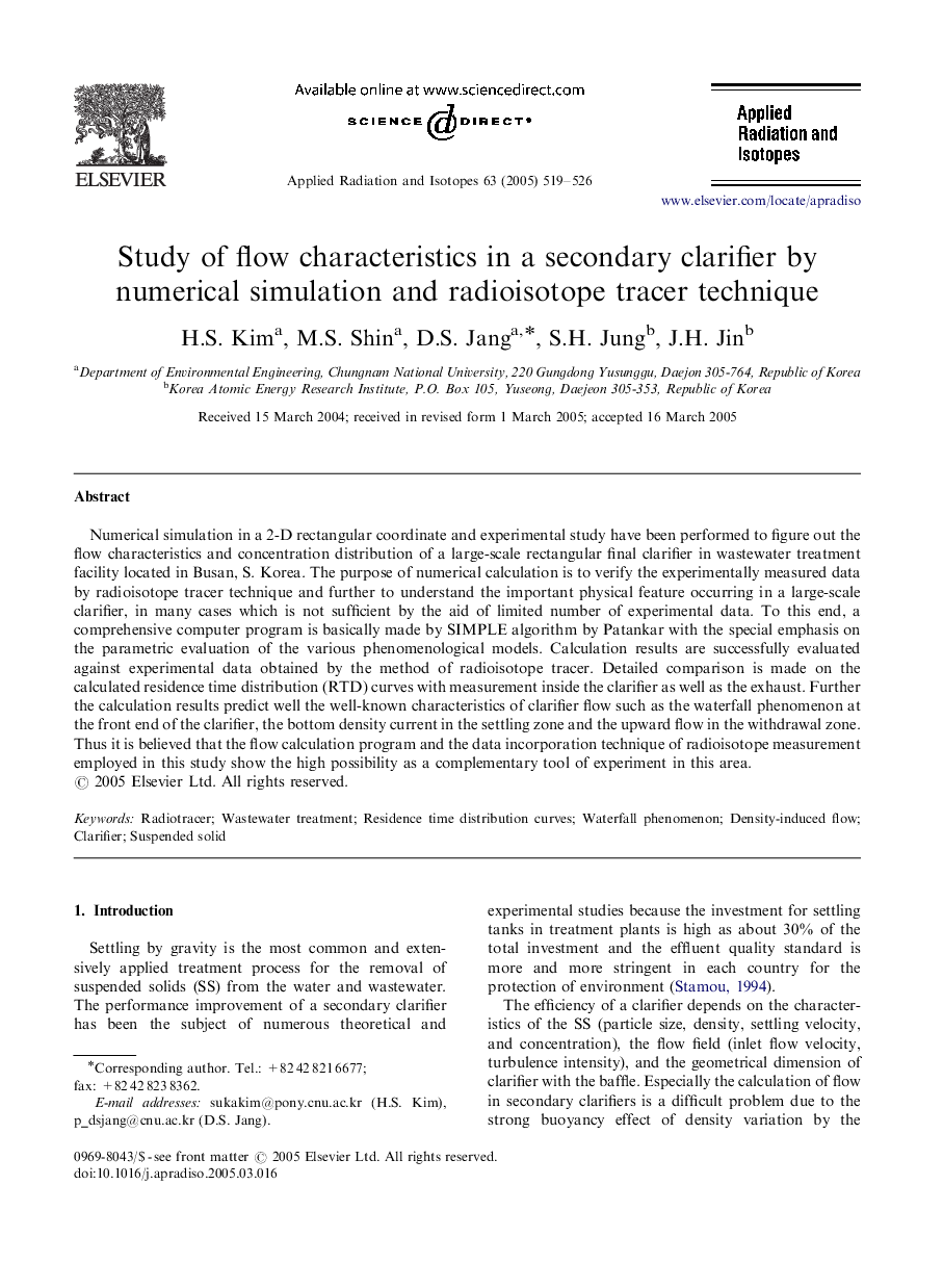 Study of flow characteristics in a secondary clarifier by numerical simulation and radioisotope tracer technique