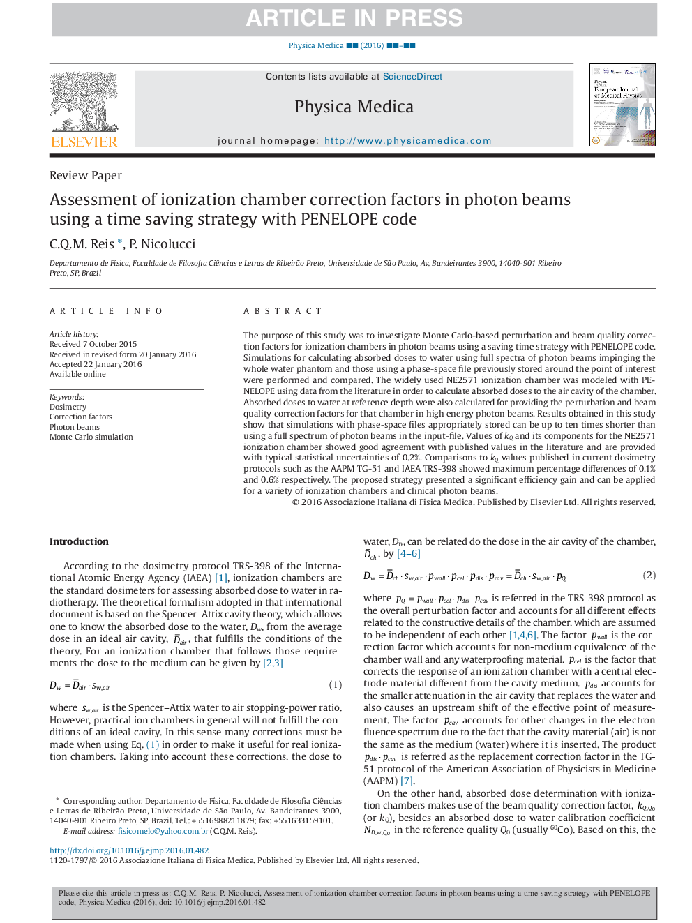 Assessment of ionization chamber correction factors in photon beams using a time saving strategy with PENELOPE code