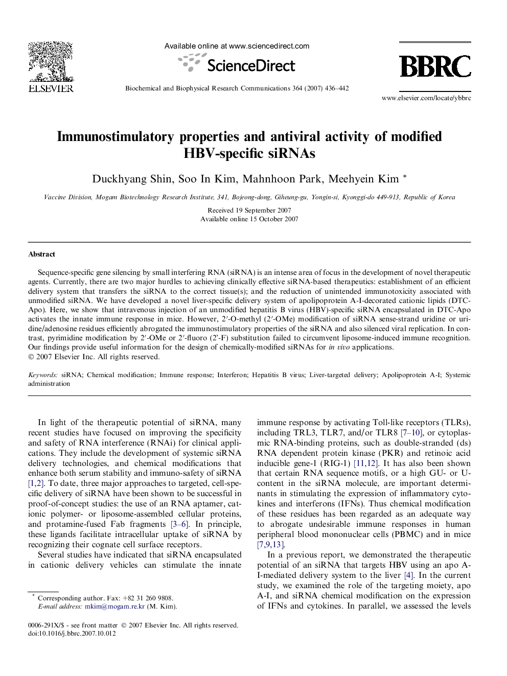 Immunostimulatory properties and antiviral activity of modified HBV-specific siRNAs