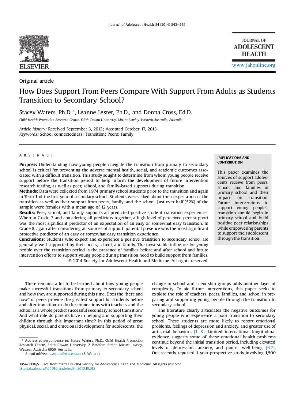 چگونه حمایت از همتایان با حمایت از بزرگسالان به عنوان انتقال دانش آموزان به مدرسه متوسطه مقایسه می شود؟ 