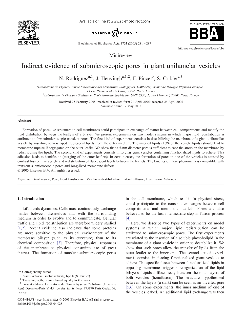 Indirect evidence of submicroscopic pores in giant unilamelar vesicles