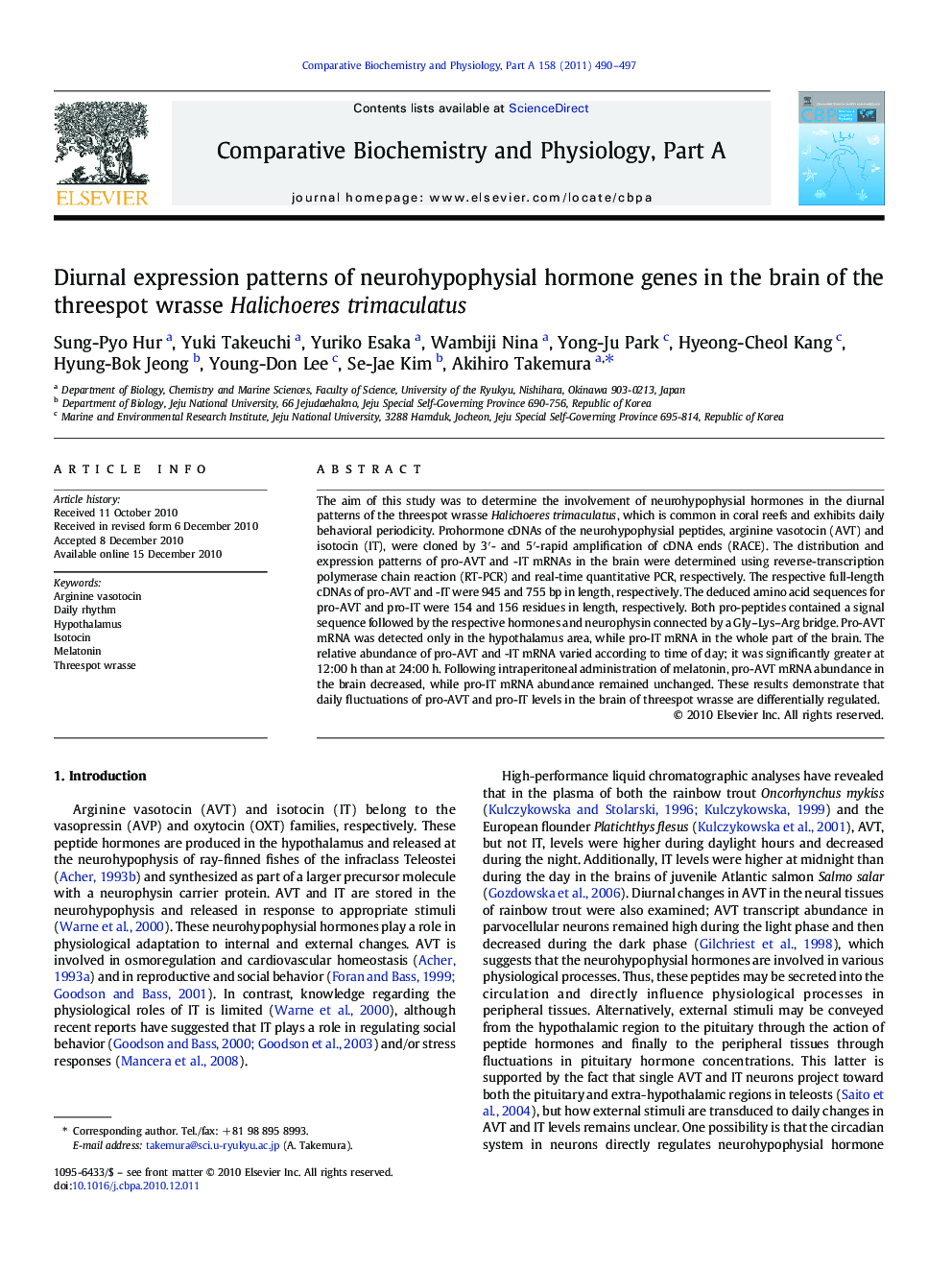 Diurnal expression patterns of neurohypophysial hormone genes in the brain of the threespot wrasse Halichoeres trimaculatus