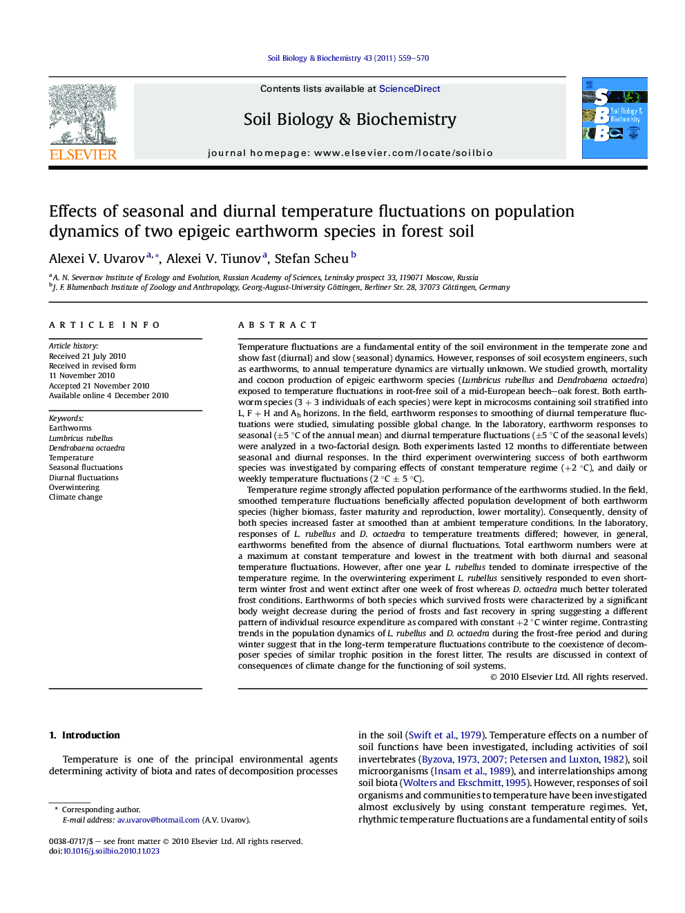 Effects of seasonal and diurnal temperature fluctuations on population dynamics of two epigeic earthworm species in forest soil