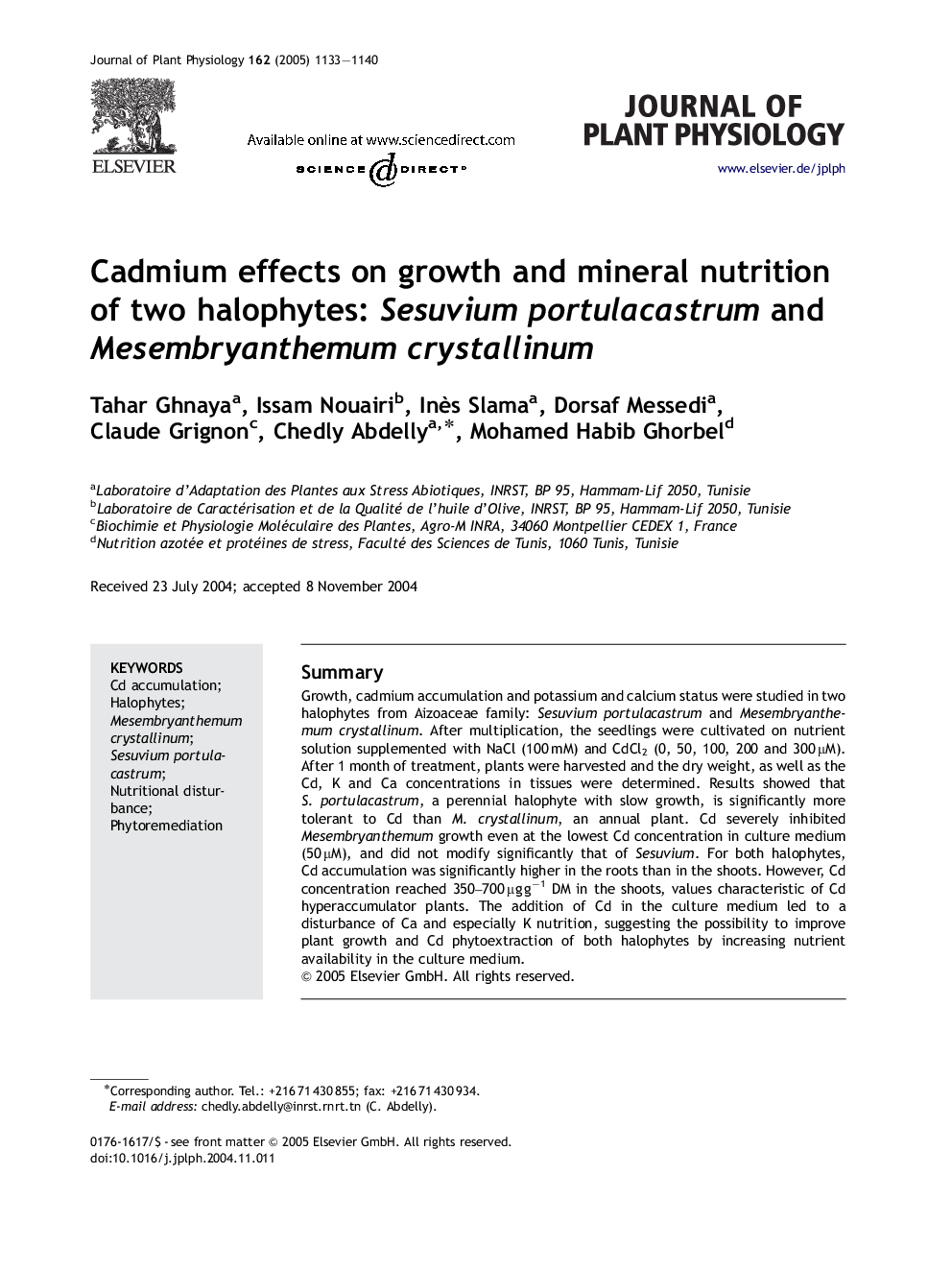 Cadmium effects on growth and mineral nutrition of two halophytes: Sesuvium portulacastrum and Mesembryanthemum crystallinum