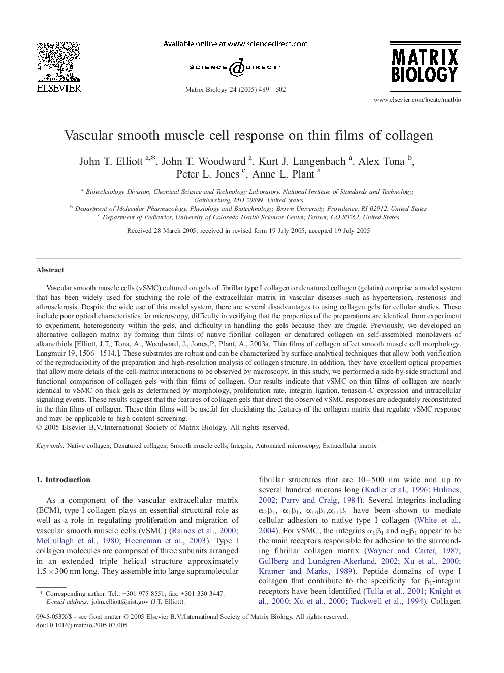 Vascular smooth muscle cell response on thin films of collagen