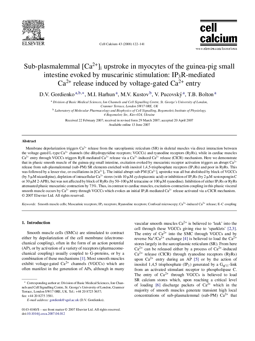 Sub-plasmalemmal [Ca2+]i upstroke in myocytes of the guinea-pig small intestine evoked by muscarinic stimulation: IP3R-mediated Ca2+ release induced by voltage-gated Ca2+ entry