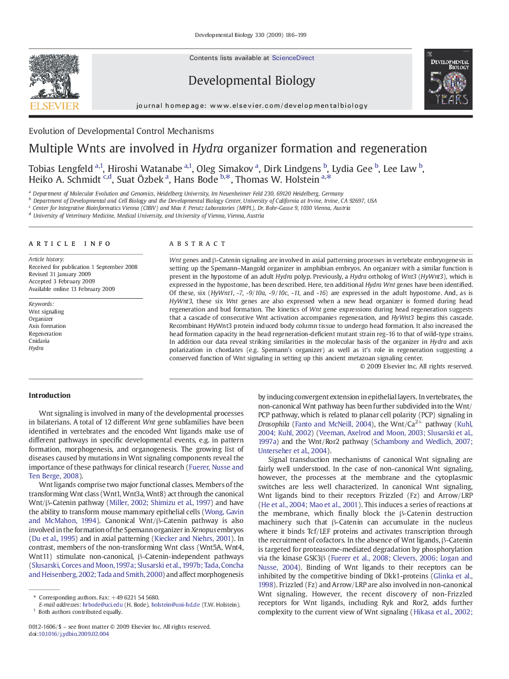 Multiple Wnts are involved in Hydra organizer formation and regeneration