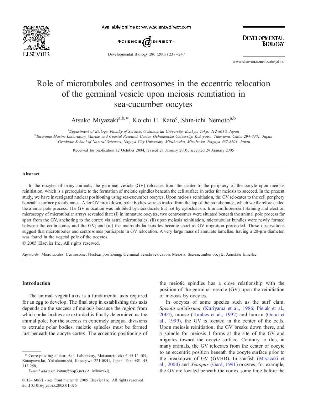 Role of microtubules and centrosomes in the eccentric relocation of the germinal vesicle upon meiosis reinitiation in sea-cucumber oocytes