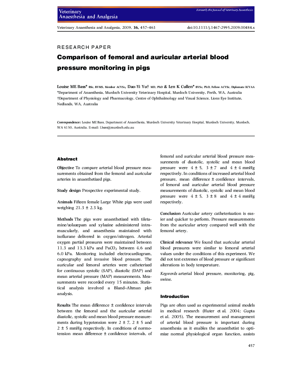 Comparison of femoral and auricular arterial blood pressure monitoring in pigs