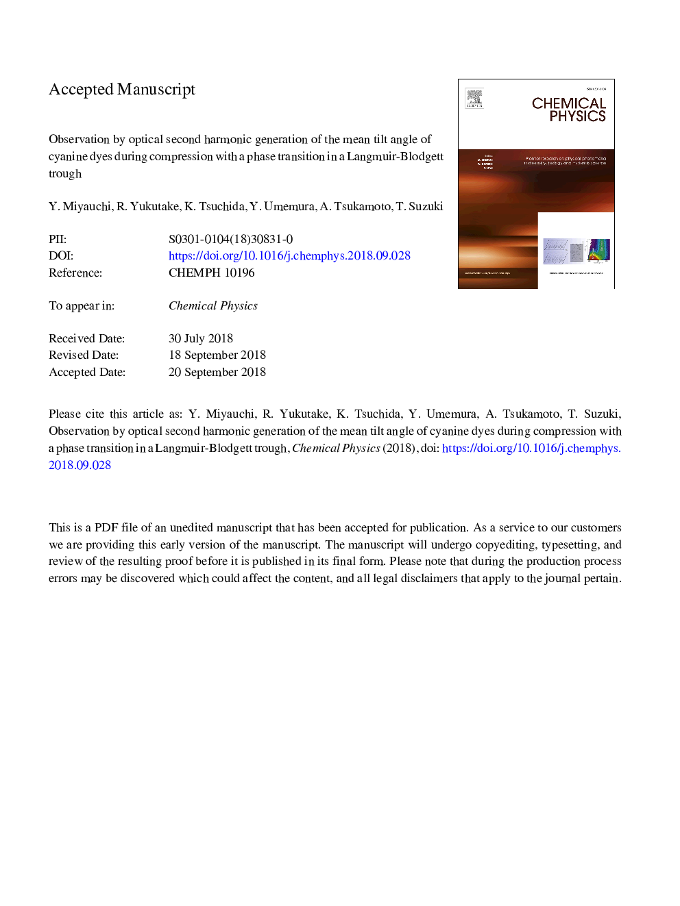 Observation by optical second harmonic generation of the mean tilt angle of cyanine dyes during compression with a phase transition in a Langmuir-Blodgett trough