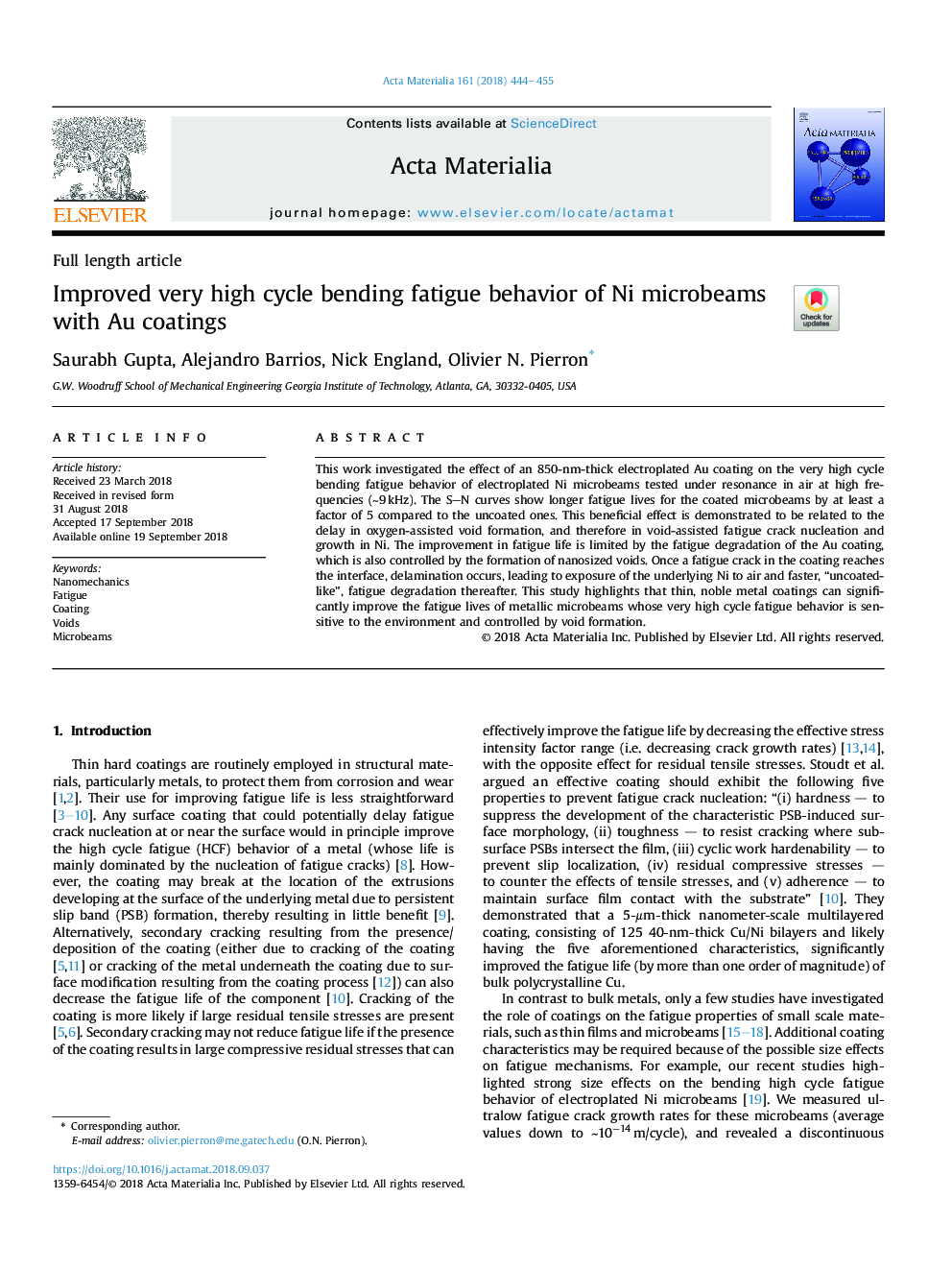 Improved very high cycle bending fatigue behavior of Ni microbeams with Au coatings