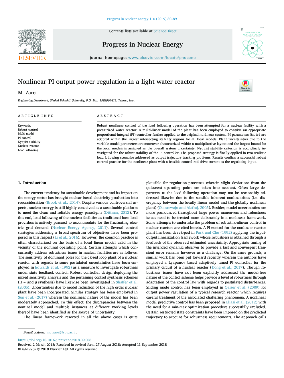 Nonlinear PI output power regulation in a light water reactor