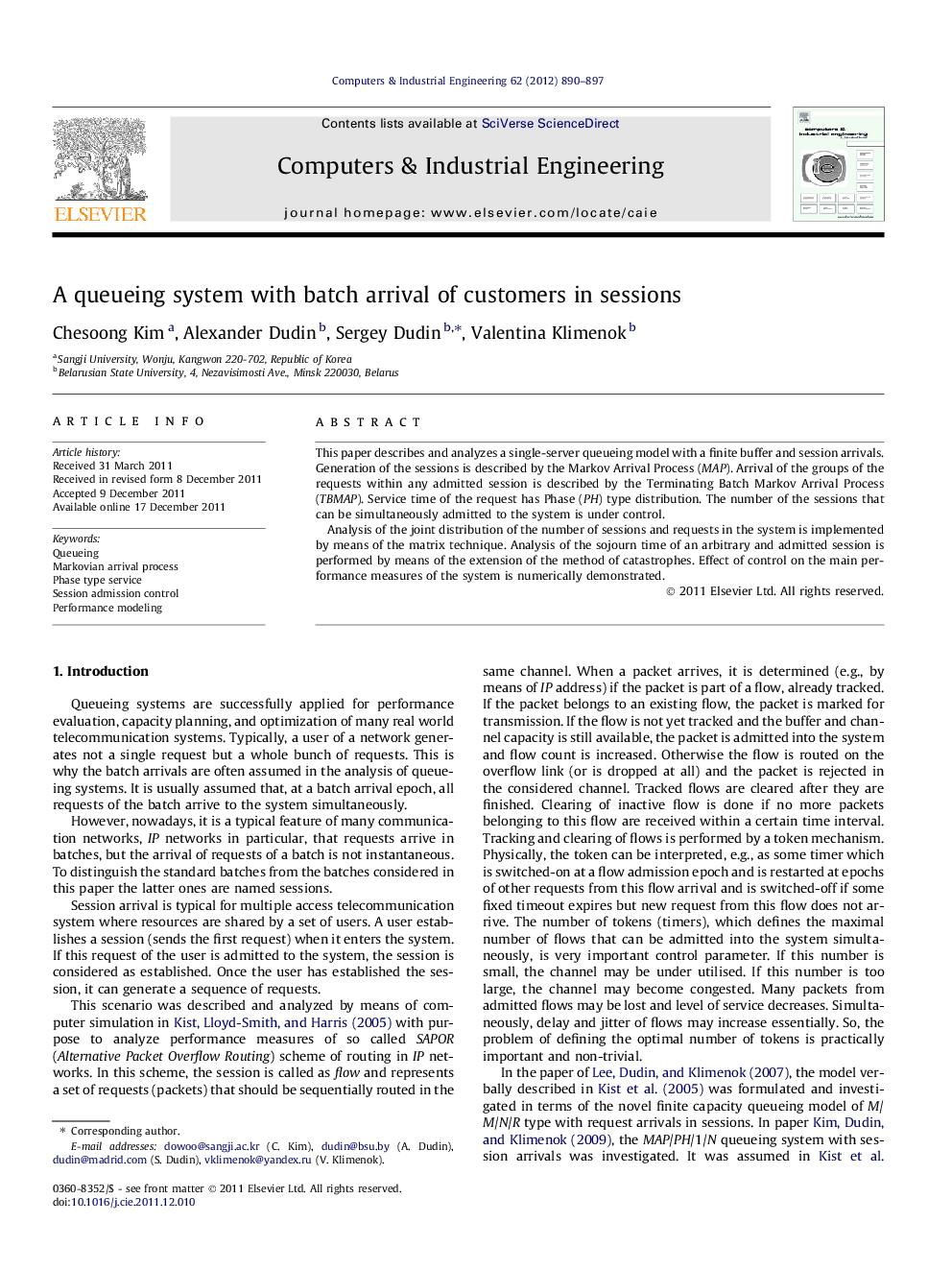 A queueing system with batch arrival of customers in sessions