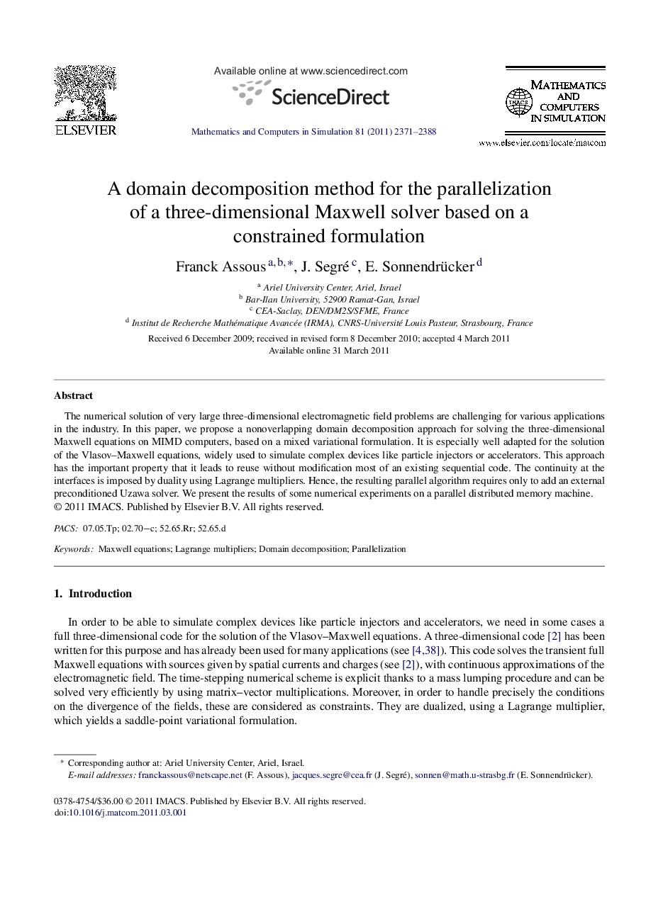 A domain decomposition method for the parallelization of a three-dimensional Maxwell solver based on a constrained formulation