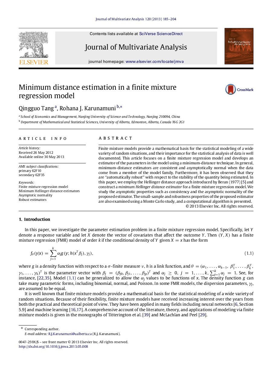 Minimum distance estimation in a finite mixture regression model