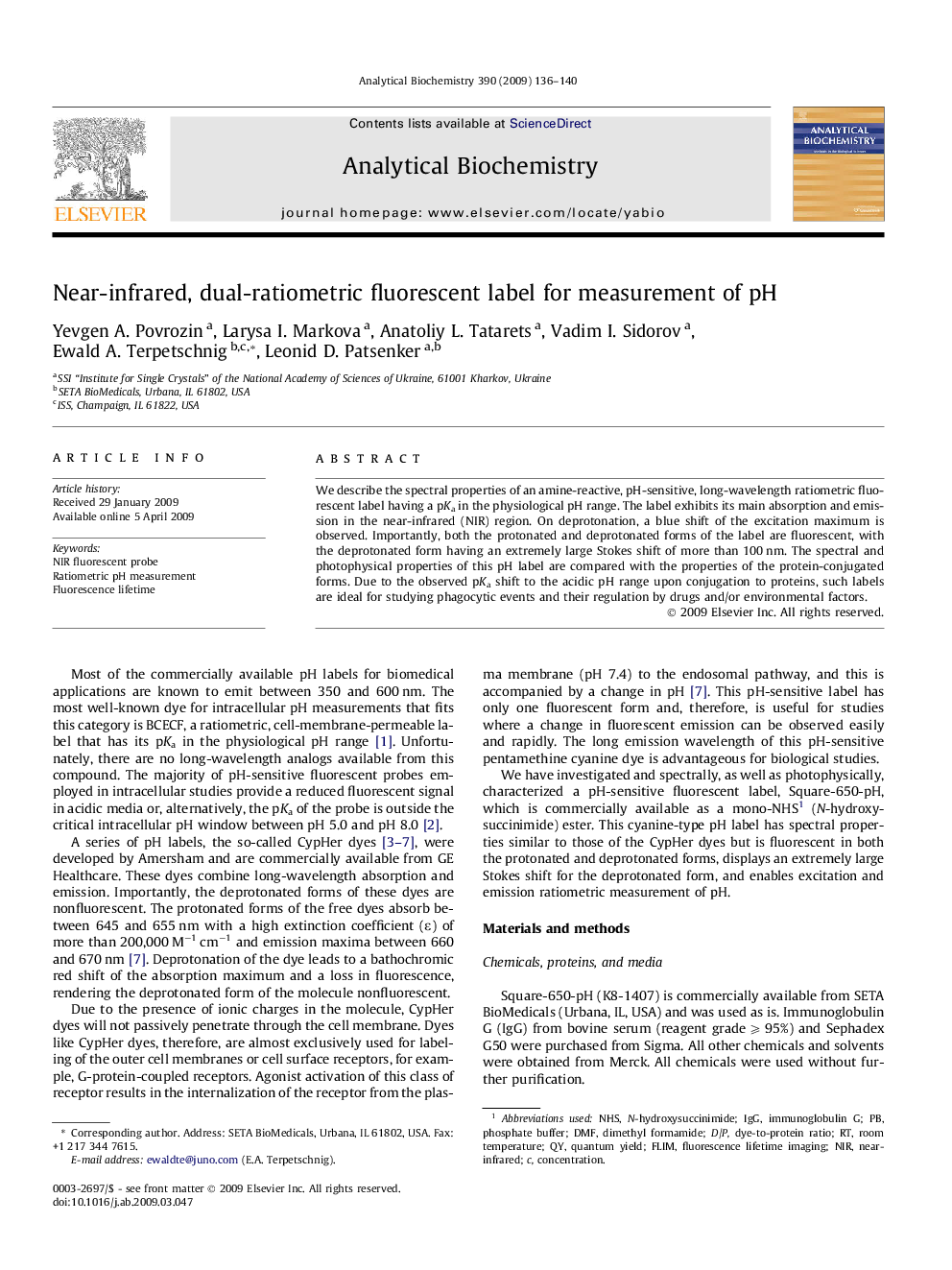 Near-infrared, dual-ratiometric fluorescent label for measurement of pH