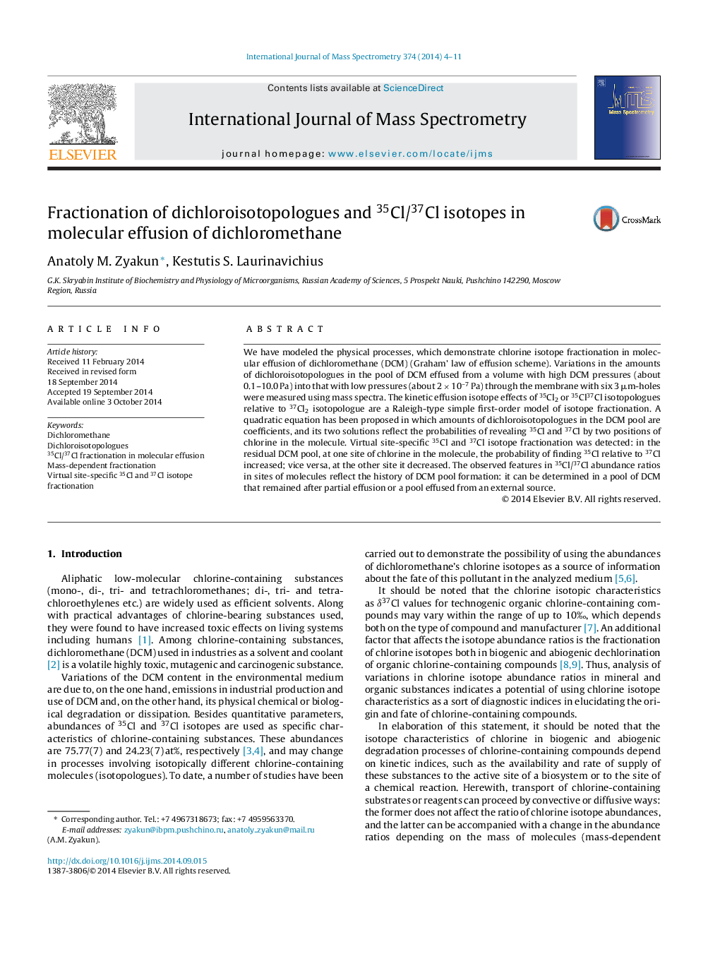 Fractionation of dichloroisotopologues and 35Cl/37Cl isotopes in molecular effusion of dichloromethane