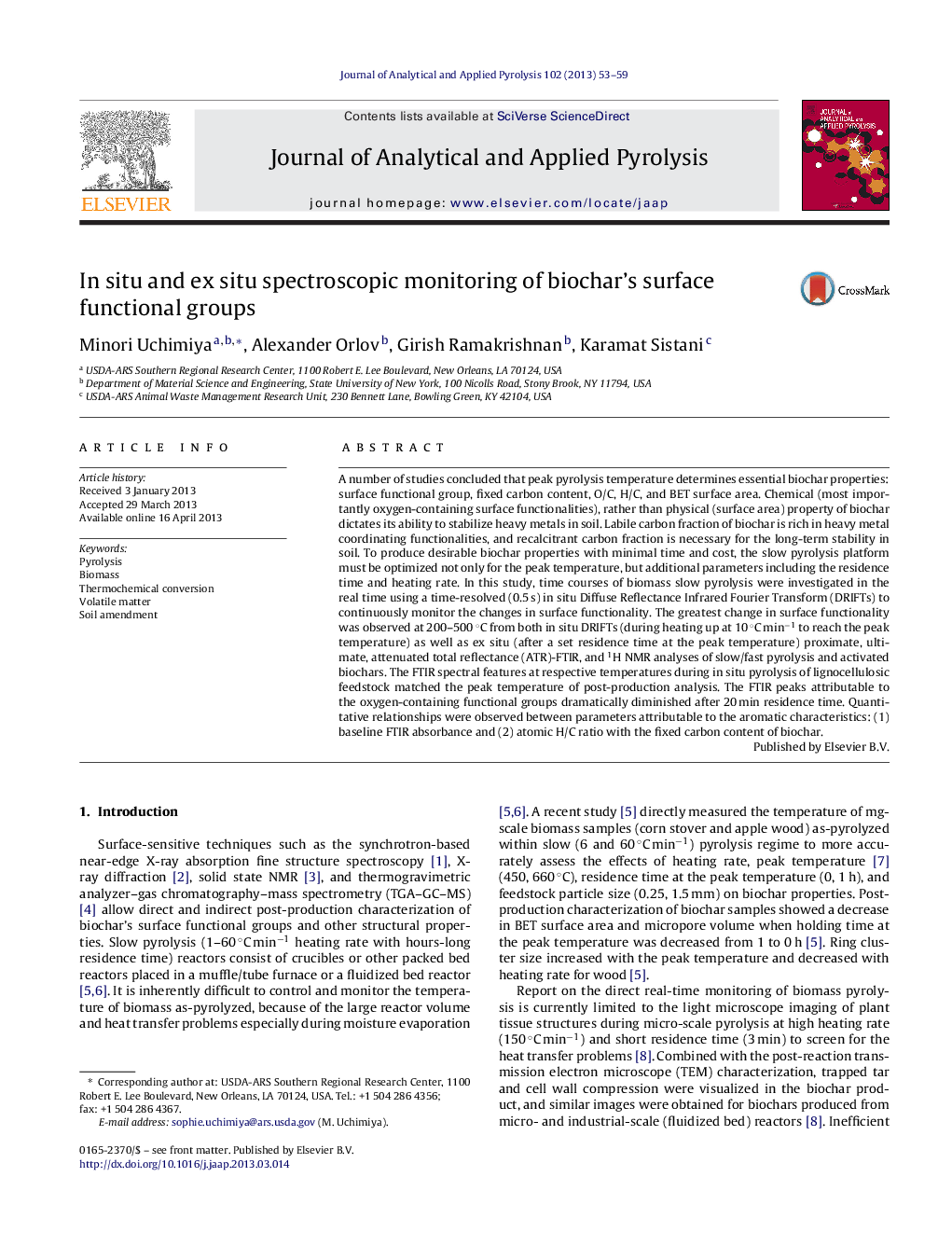 In situ and ex situ spectroscopic monitoring of biochar's surface functional groups