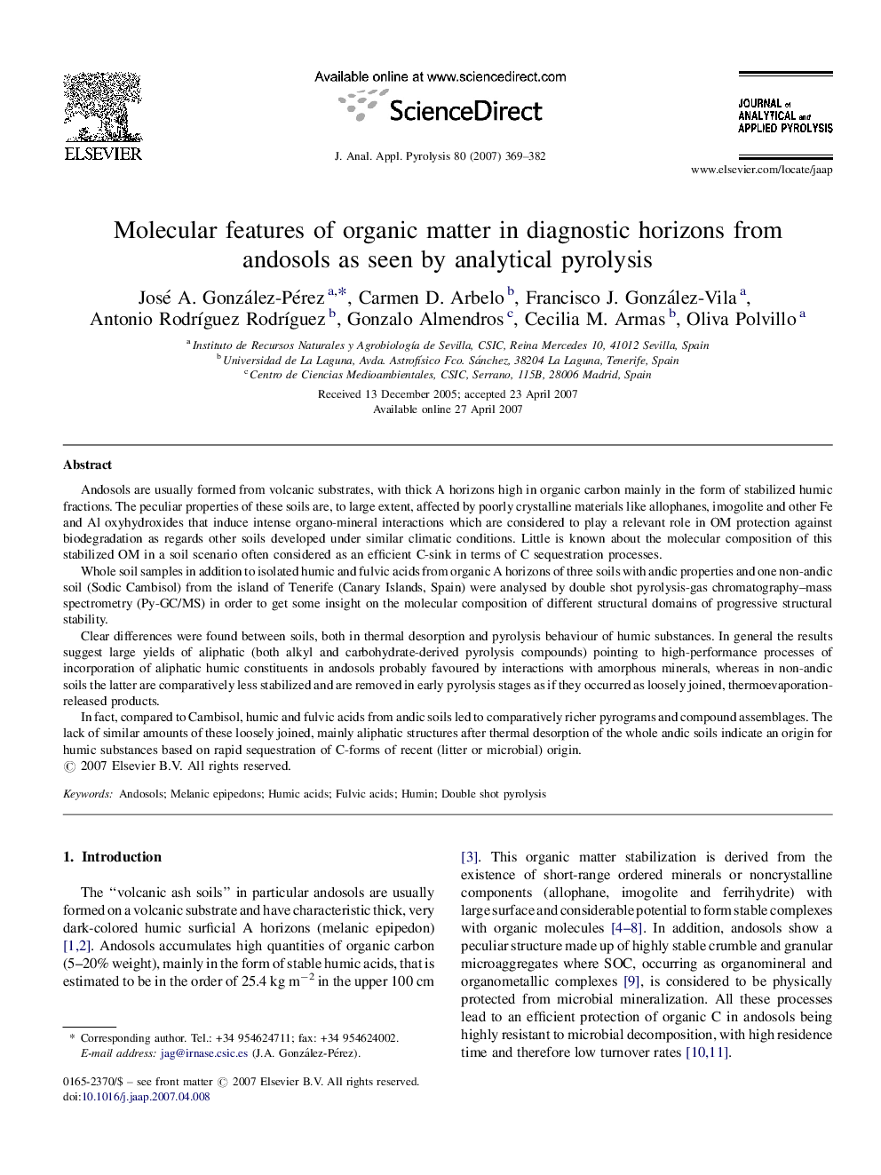 Molecular features of organic matter in diagnostic horizons from andosols as seen by analytical pyrolysis