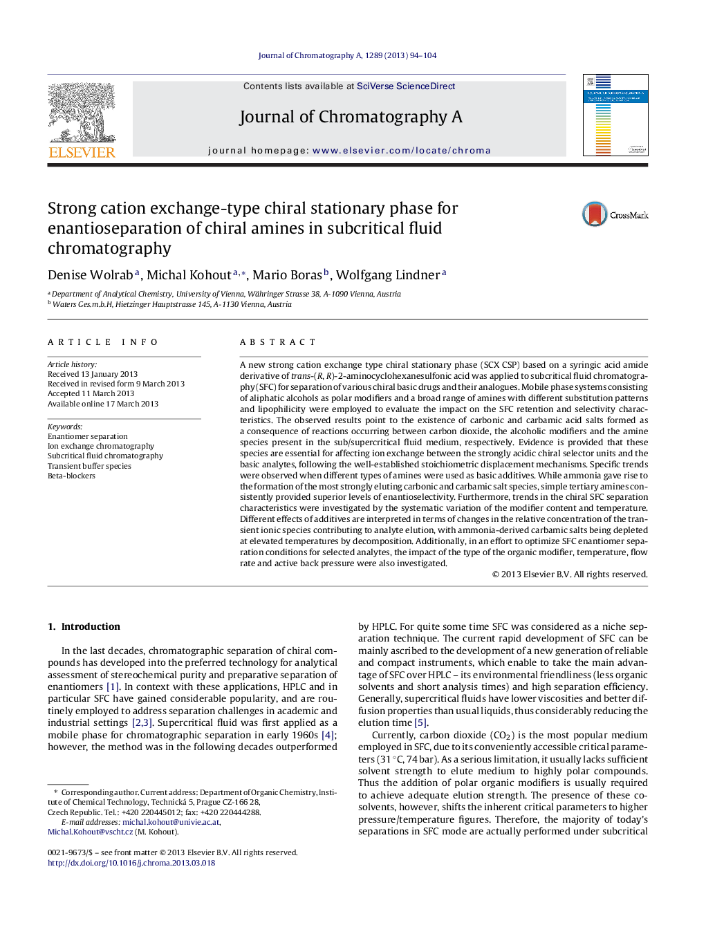 Strong cation exchange-type chiral stationary phase for enantioseparation of chiral amines in subcritical fluid chromatography