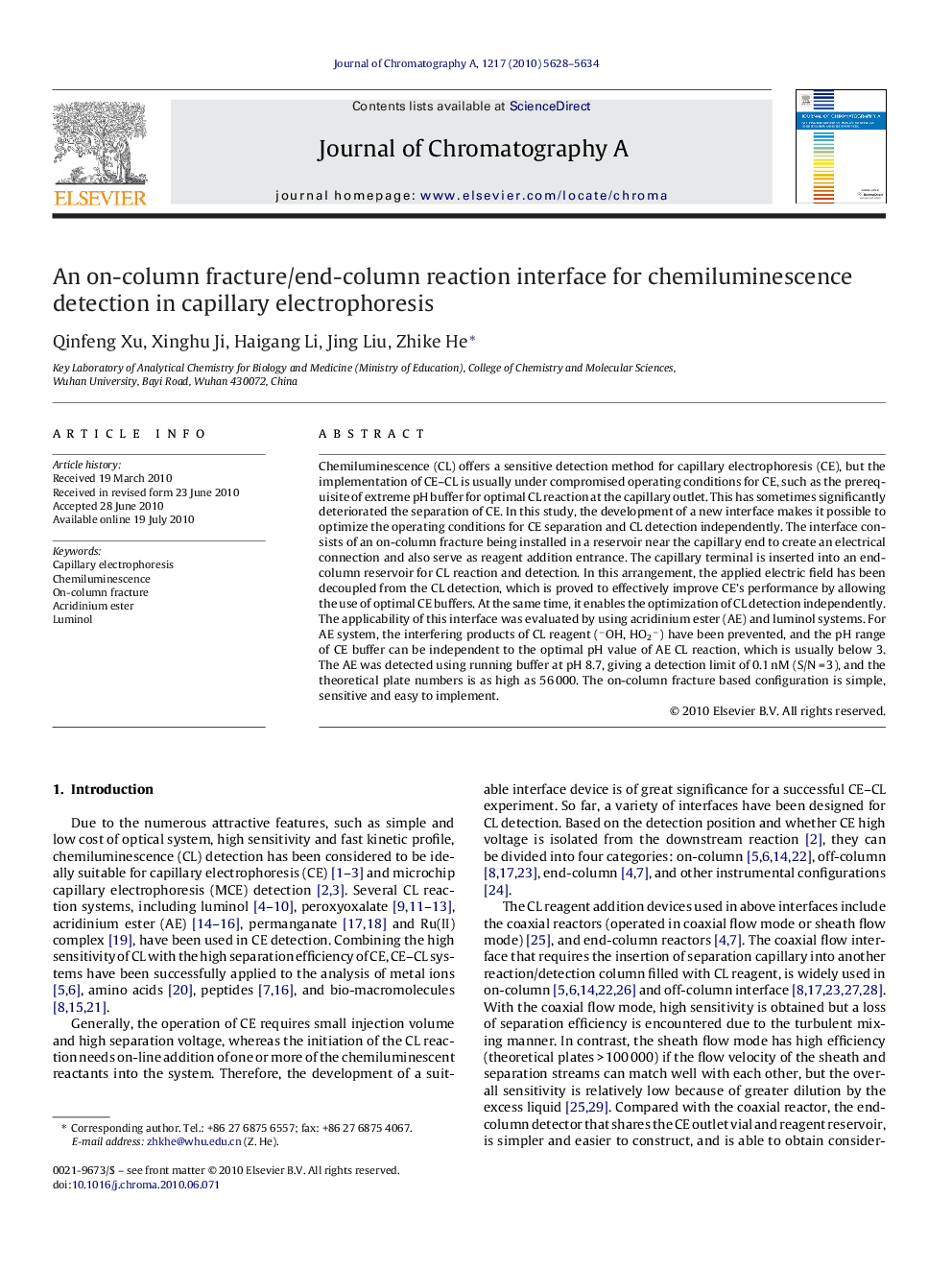 An on-column fracture/end-column reaction interface for chemiluminescence detection in capillary electrophoresis