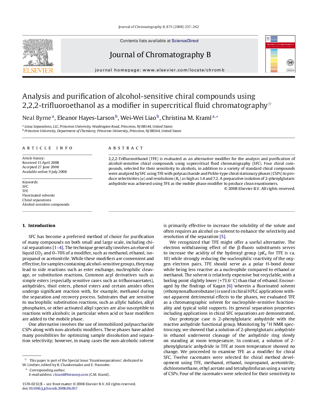 Analysis and purification of alcohol-sensitive chiral compounds using 2,2,2-trifluoroethanol as a modifier in supercritical fluid chromatography 