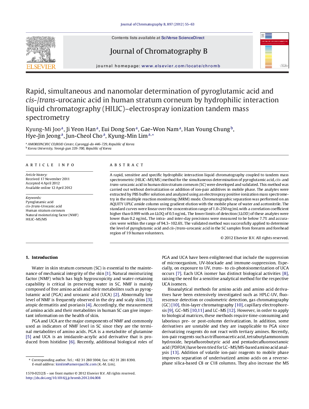 Rapid, simultaneous and nanomolar determination of pyroglutamic acid and cis-/trans-urocanic acid in human stratum corneum by hydrophilic interaction liquid chromatography (HILIC)–electrospray ionization tandem mass spectrometry