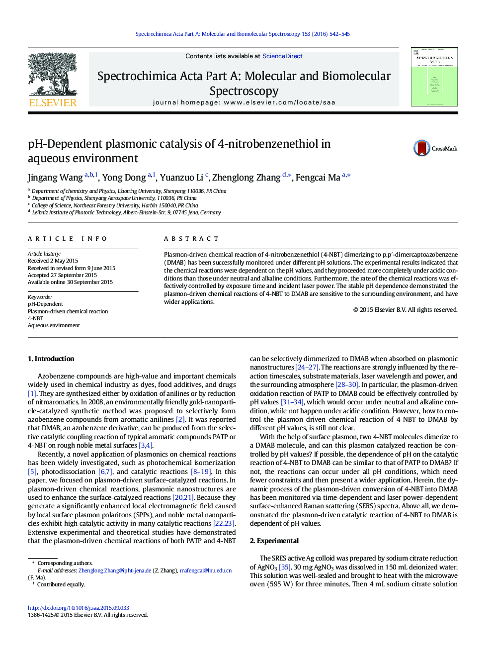 pH-Dependent plasmonic catalysis of 4-nitrobenzenethiol in aqueous environment